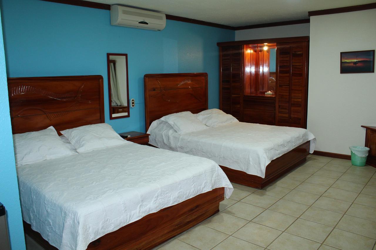 Fish Hook Marina Hotel Golfito Luaran gambar