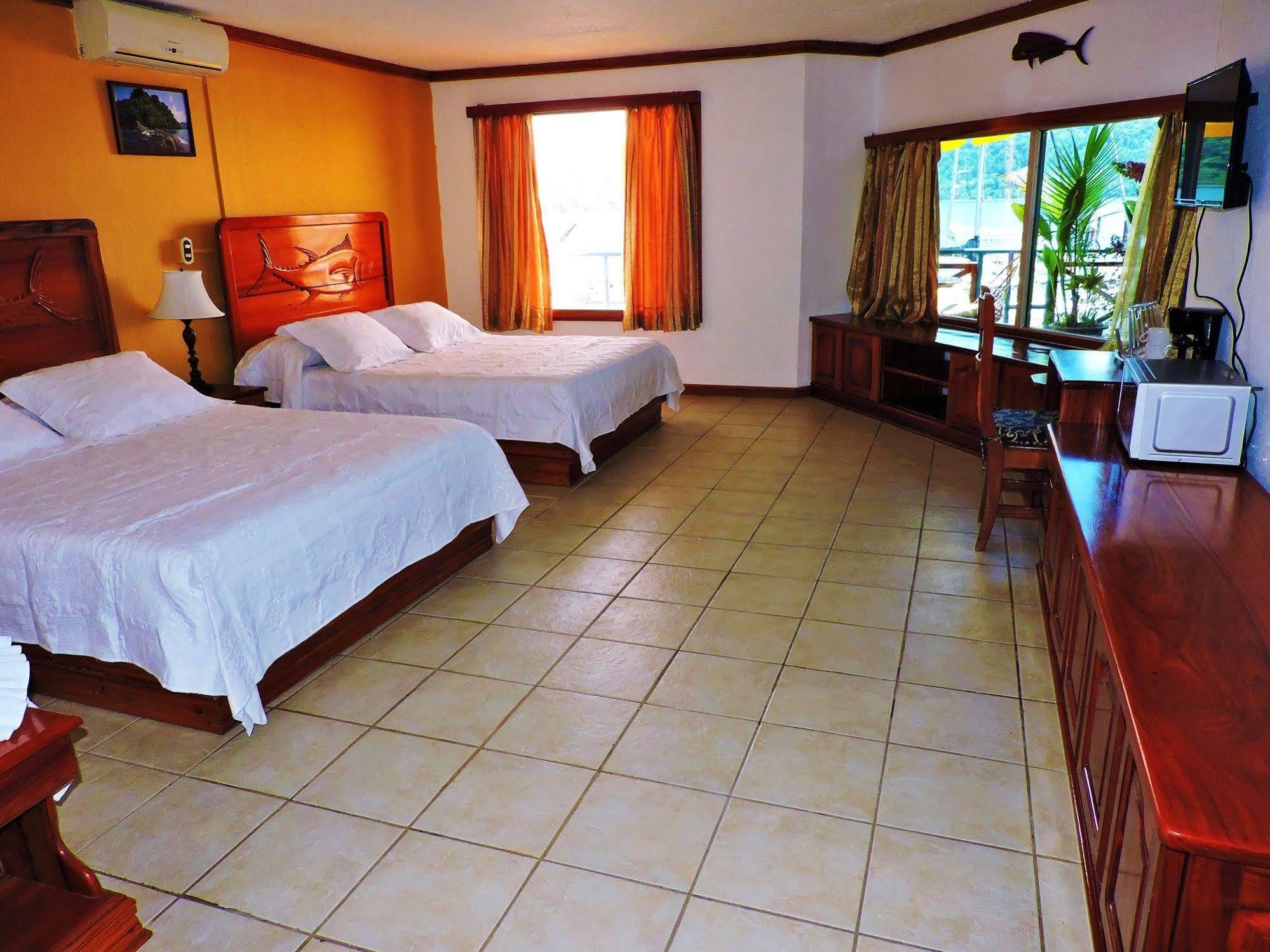 Fish Hook Marina Hotel Golfito Luaran gambar
