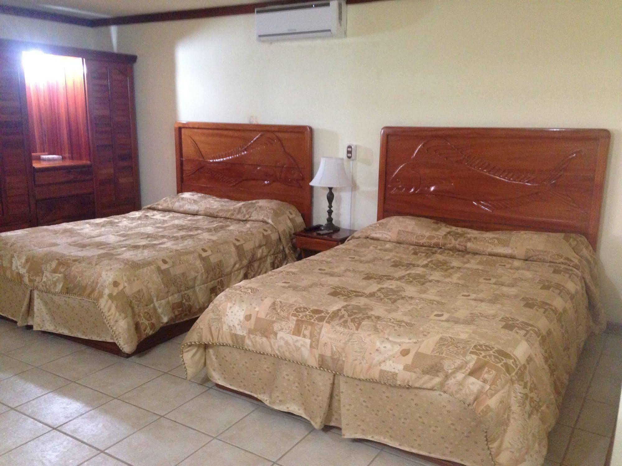 Fish Hook Marina Hotel Golfito Luaran gambar